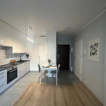 Cosy Apartment Near To The Chopin'S Airport Cybernetyki 2C Warsaw Exterior photo