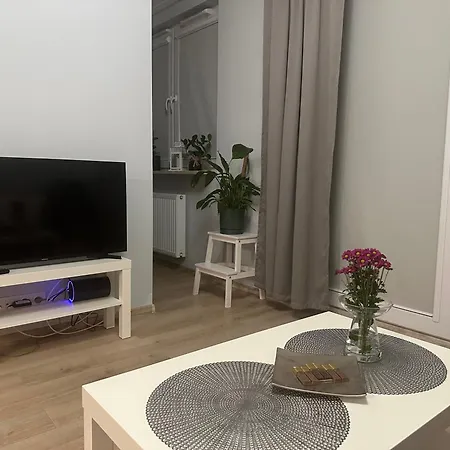 Cosy Apartment Near To The Chopin'S Airport Cybernetyki 2C Warsaw Exterior photo