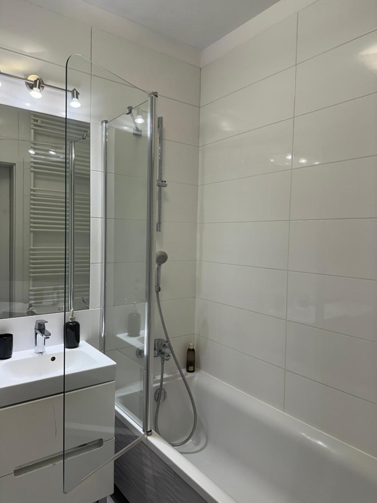 Cosy Near To The Chopin's Airport Cybernetyki 2c Apartament